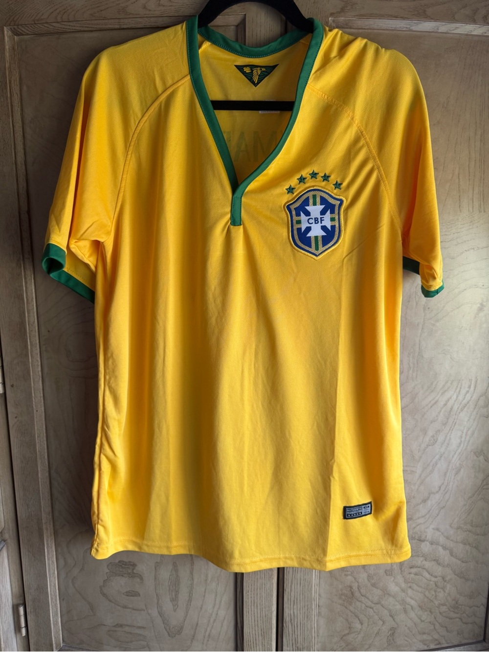 Brazil 🔥 ⚽️   NEYMAR Jr . CBF Kids Yellow Soccer Jersey with Green Trim